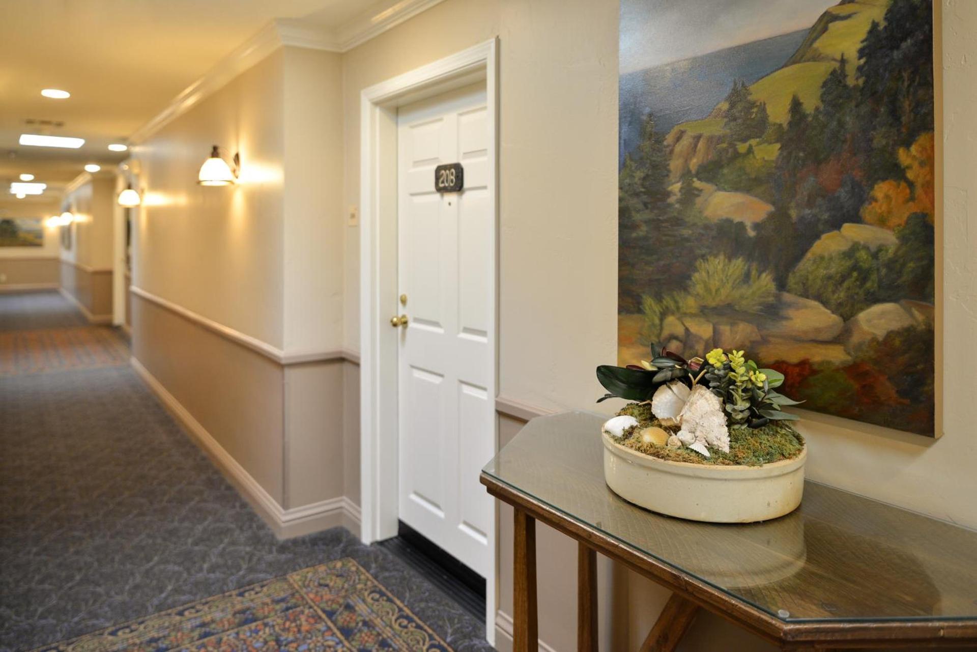 Sand Pebbles Inn photo 33