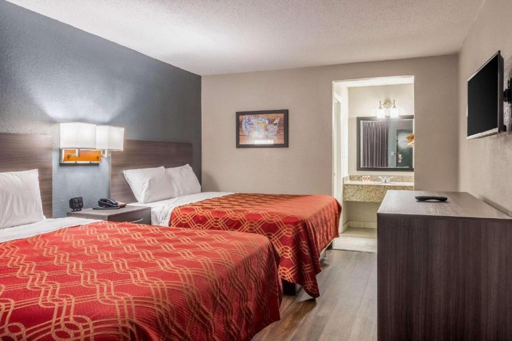 Econo Lodge East Ridge photo 26