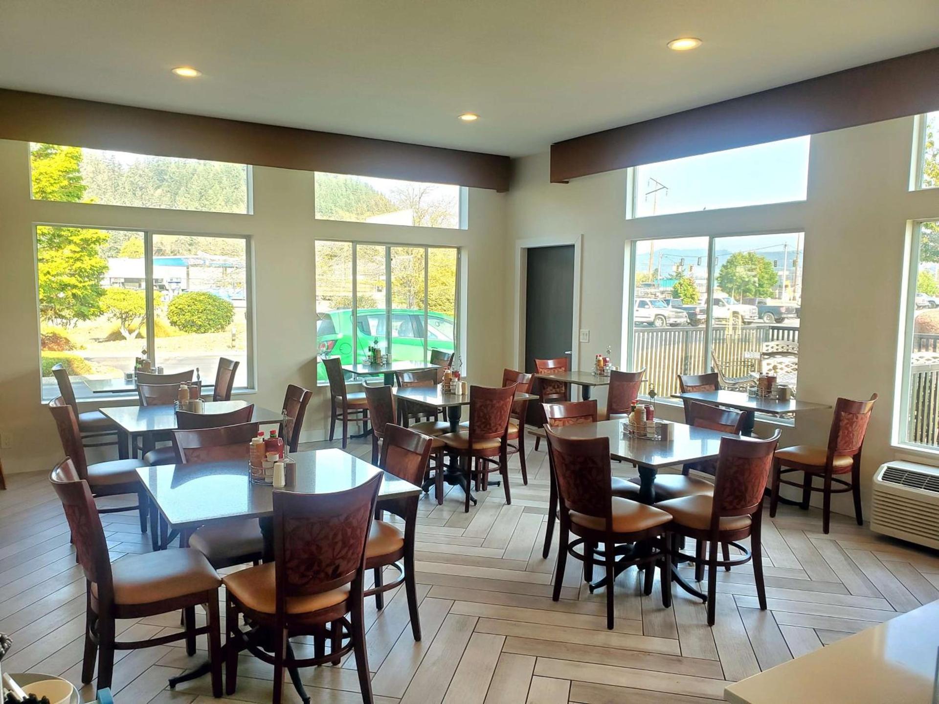 Best Western Salbasgeon Inn & Suites photo 45