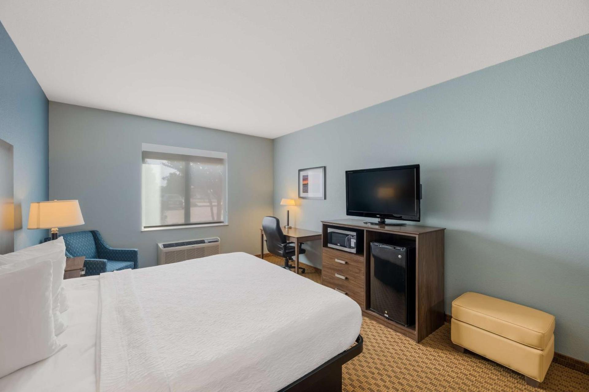 Best Western South Plains Inn & Suites photo 21