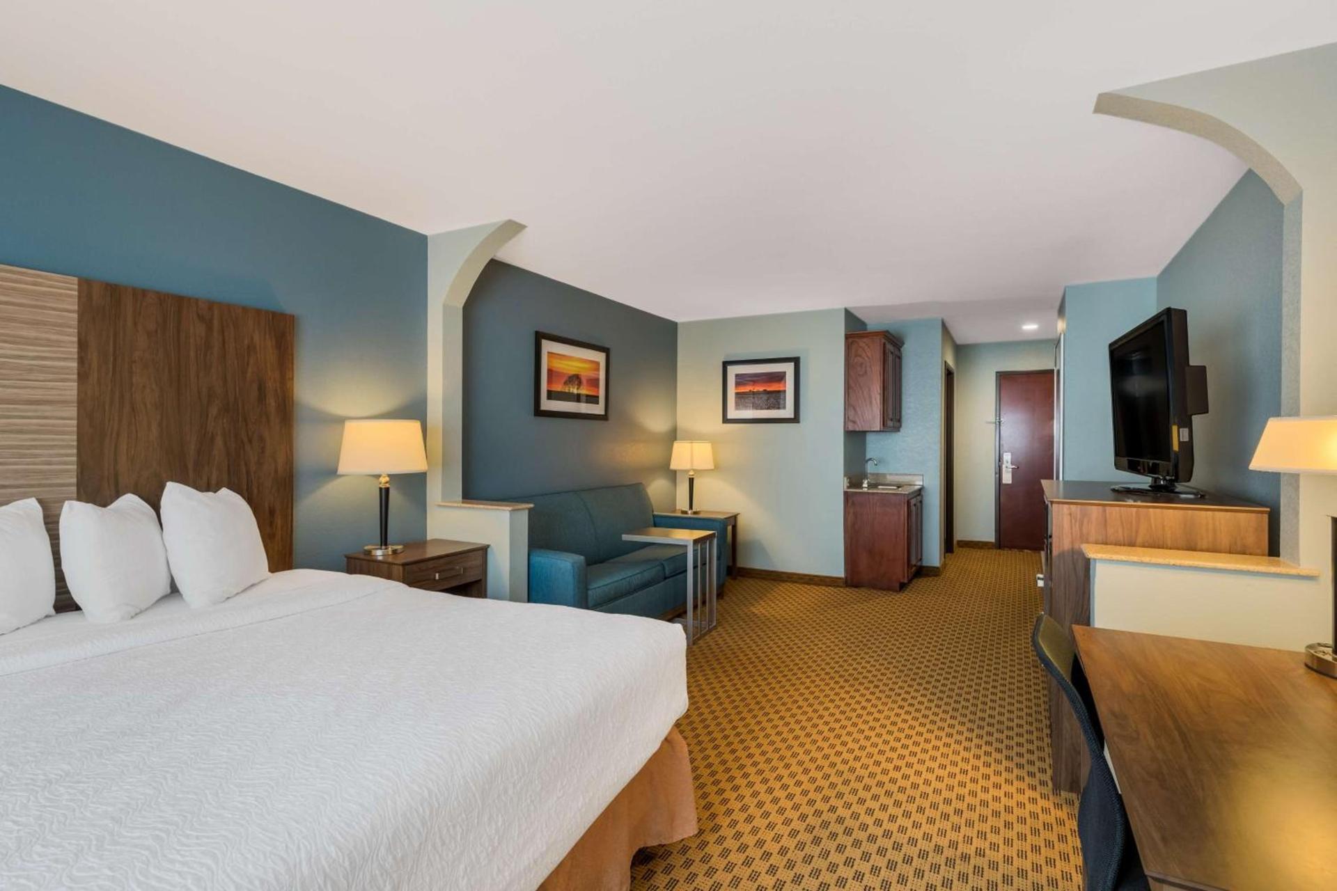 Best Western South Plains Inn & Suites photo 7
