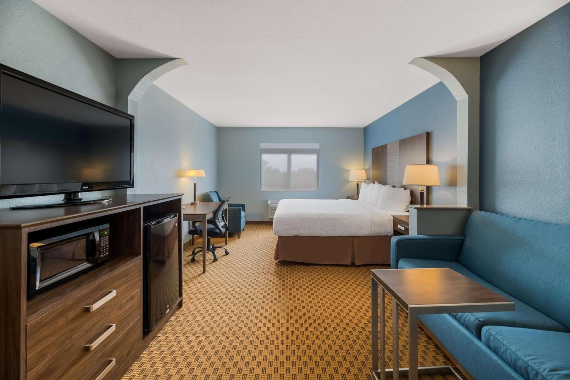 Best Western South Plains Inn & Suites photo 38