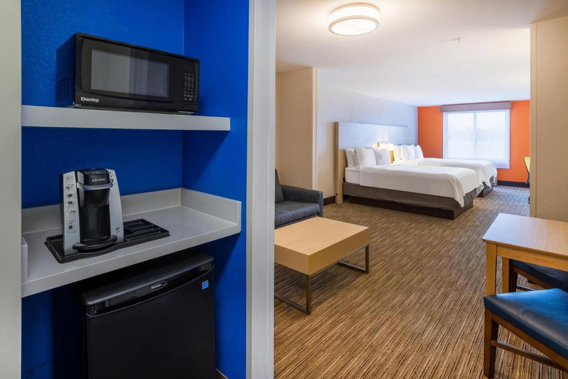 Holiday Inn Express Hotel & Suites Salisbury - Delmar by IHG photo 50