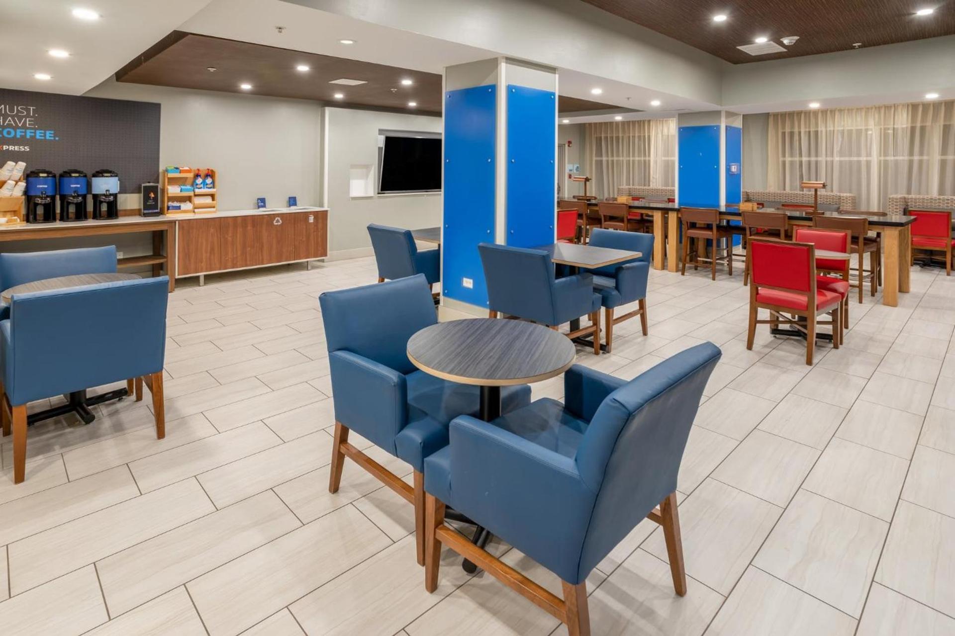 Holiday Inn Express Hotel & Suites Salisbury - Delmar by IHG photo 30