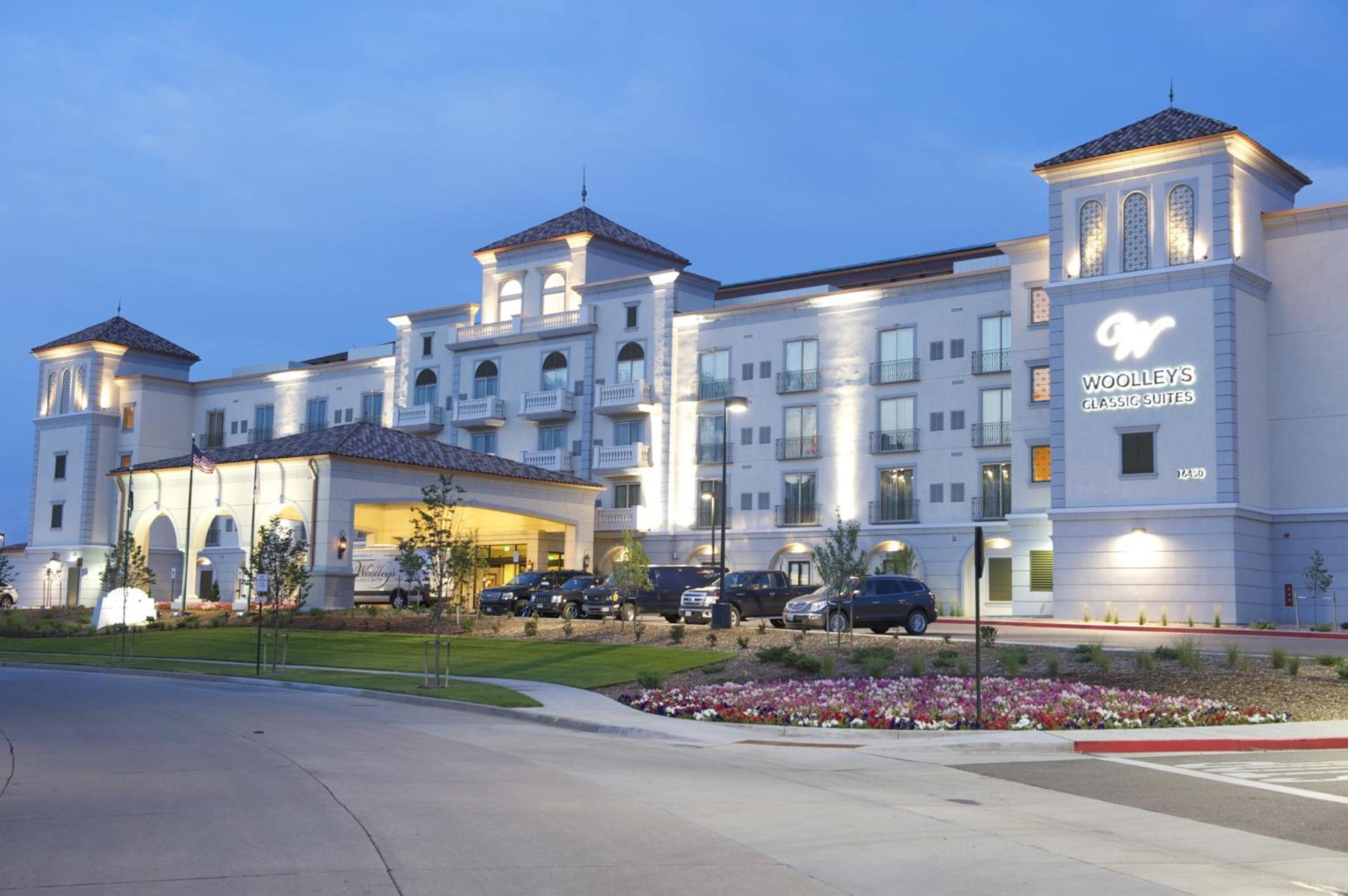 Woolley's Classic Suites photo 20