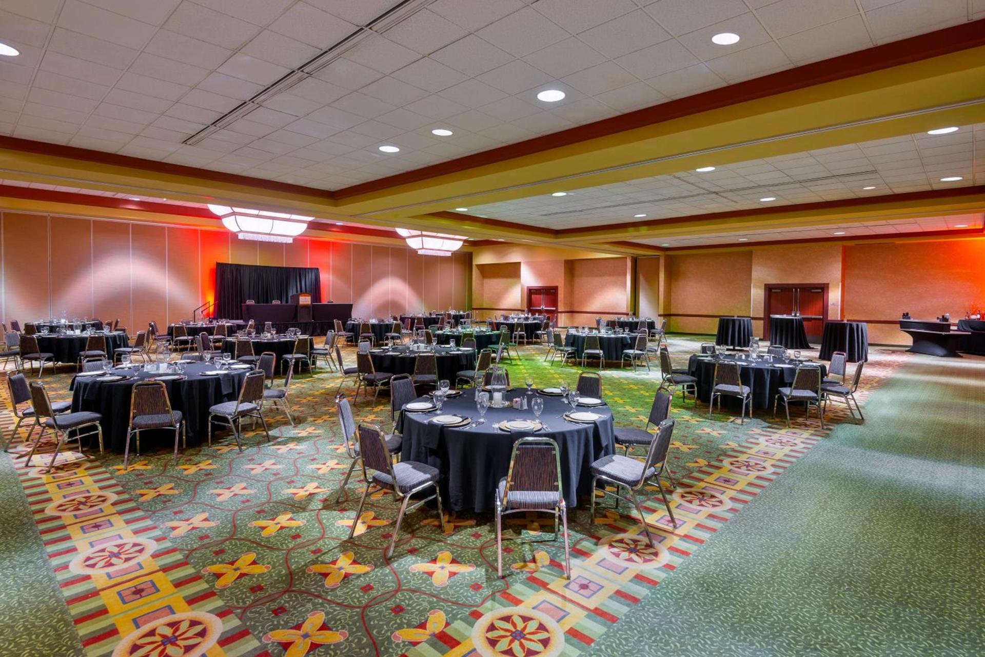 University Plaza Hotel photo 29
