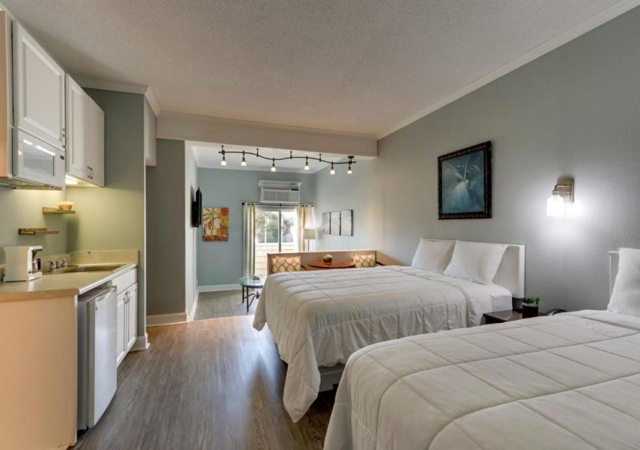 Palm Suites Trademark Collection by Wyndham photo 25