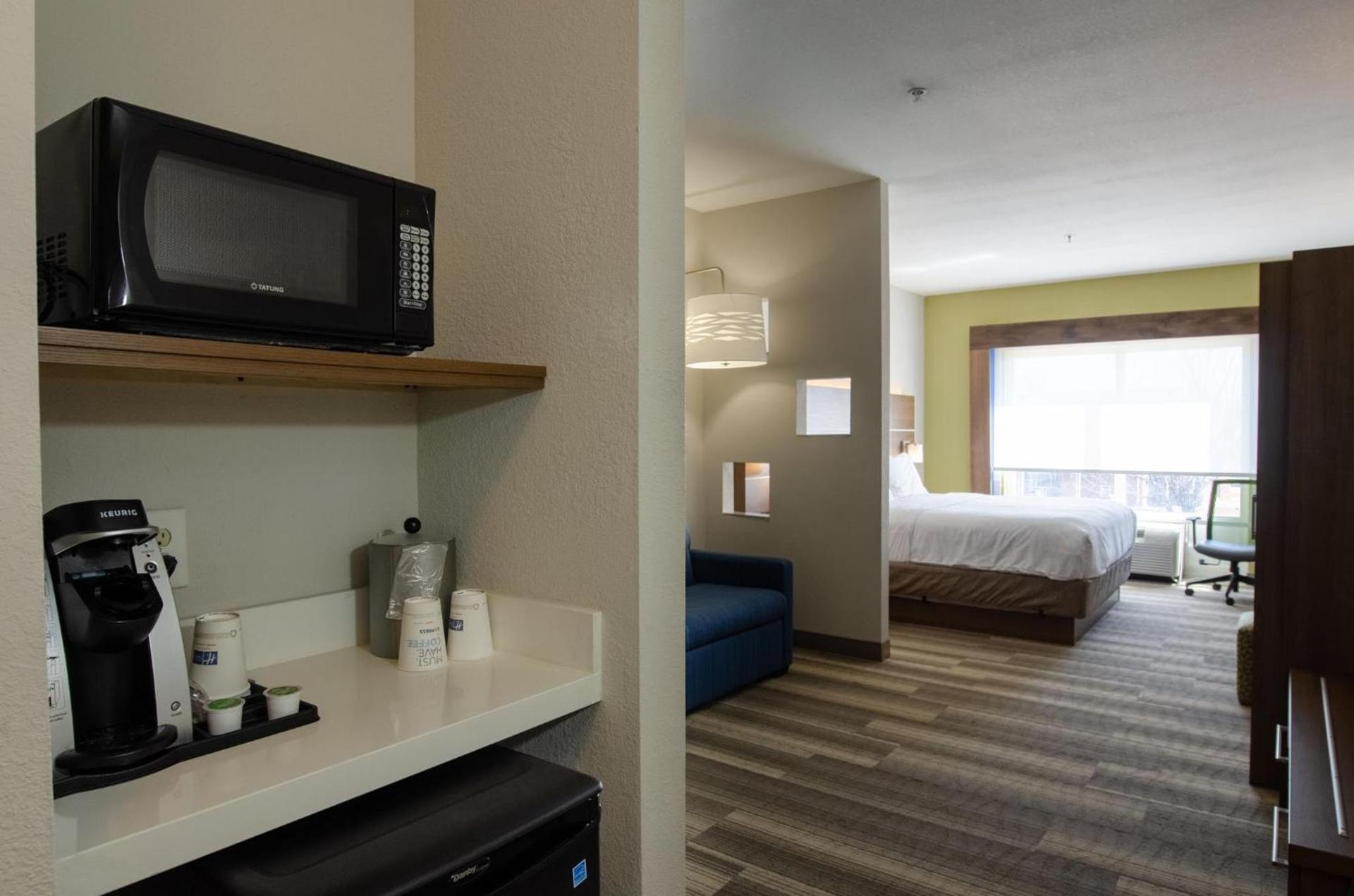 Holiday Inn Express Hotel & Suites Atlanta Airport West - Camp Creek by IHG photo 42