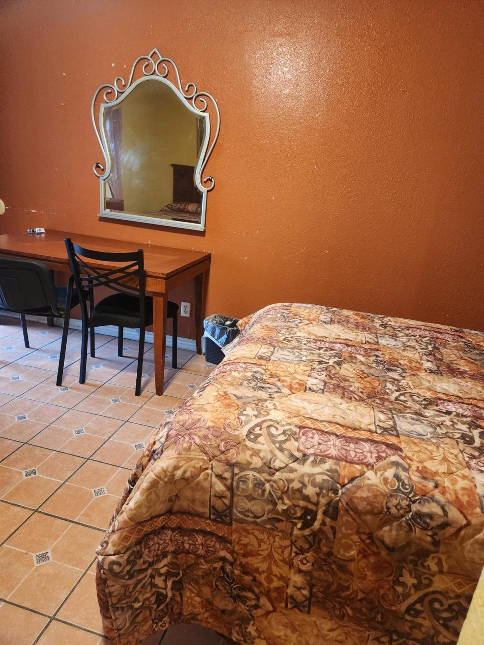 Walnut Forest Motel photo 12