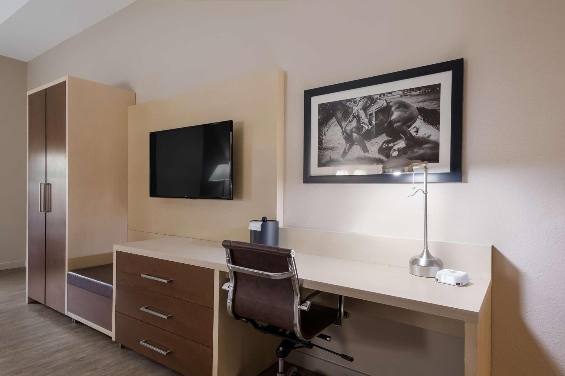 Best Western Bandera Suites & Saloon photo 25