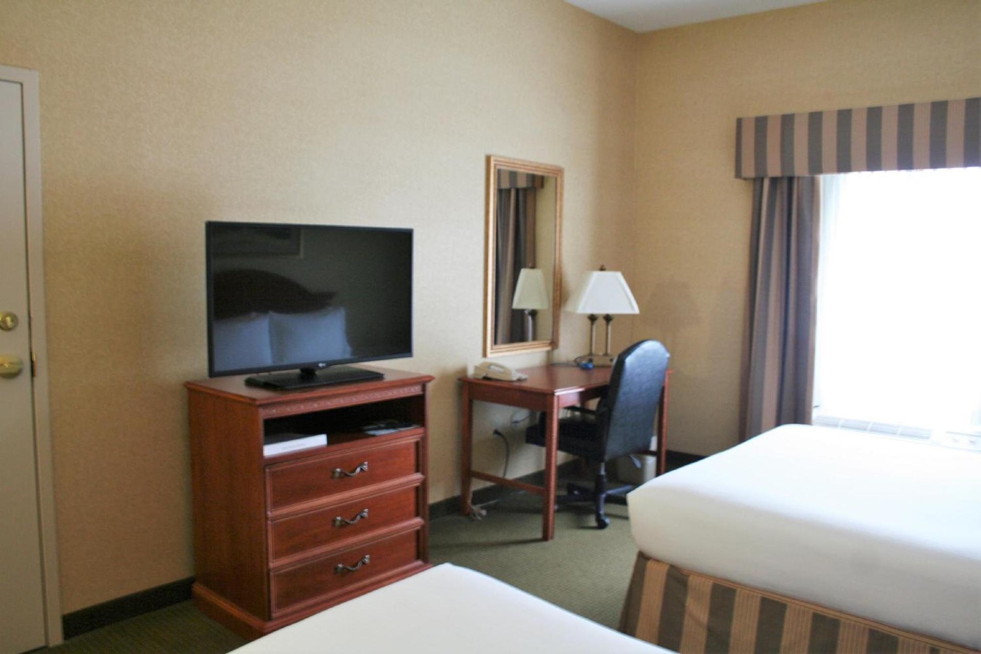 Holiday Inn Express Hotel & Suites Drums-Hazelton by IHG photo 15