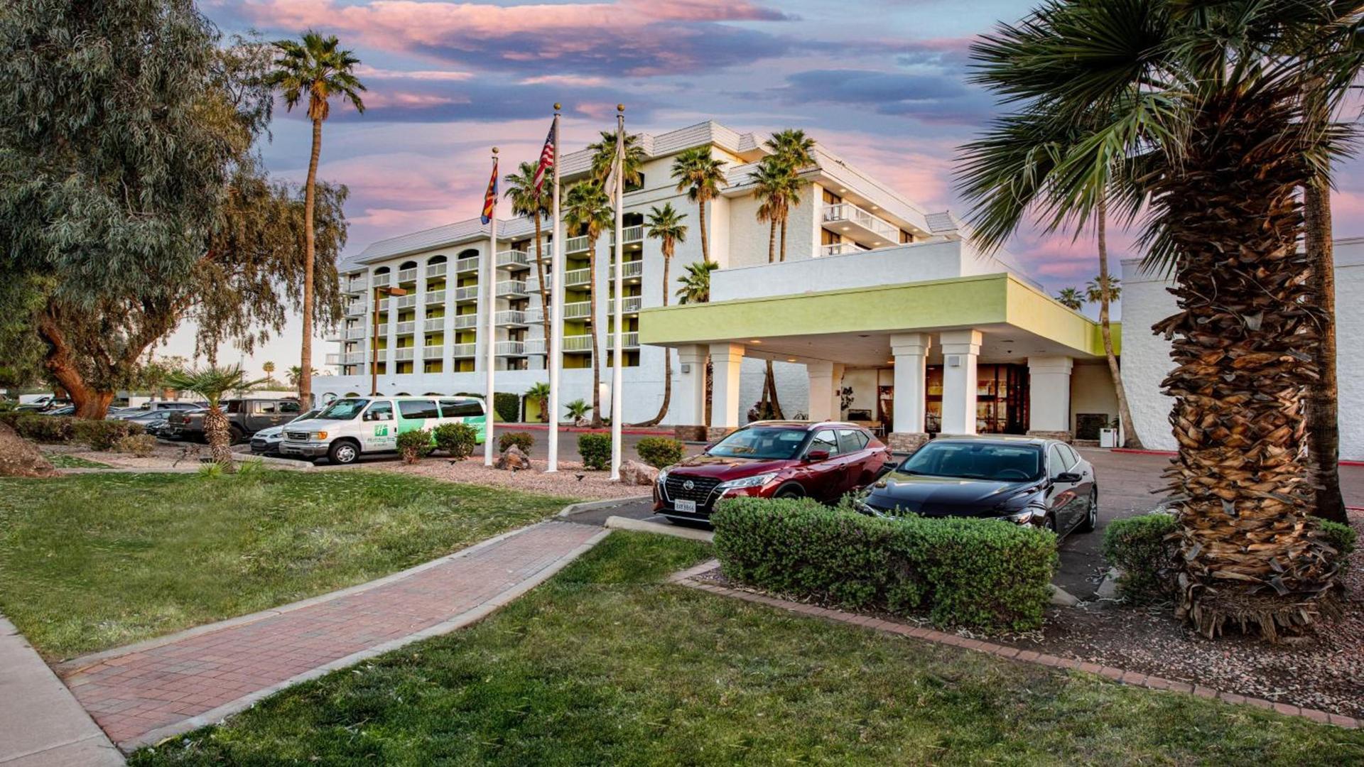 Holiday Inn Phoenix-Mesa Chandler by IHG photo 1