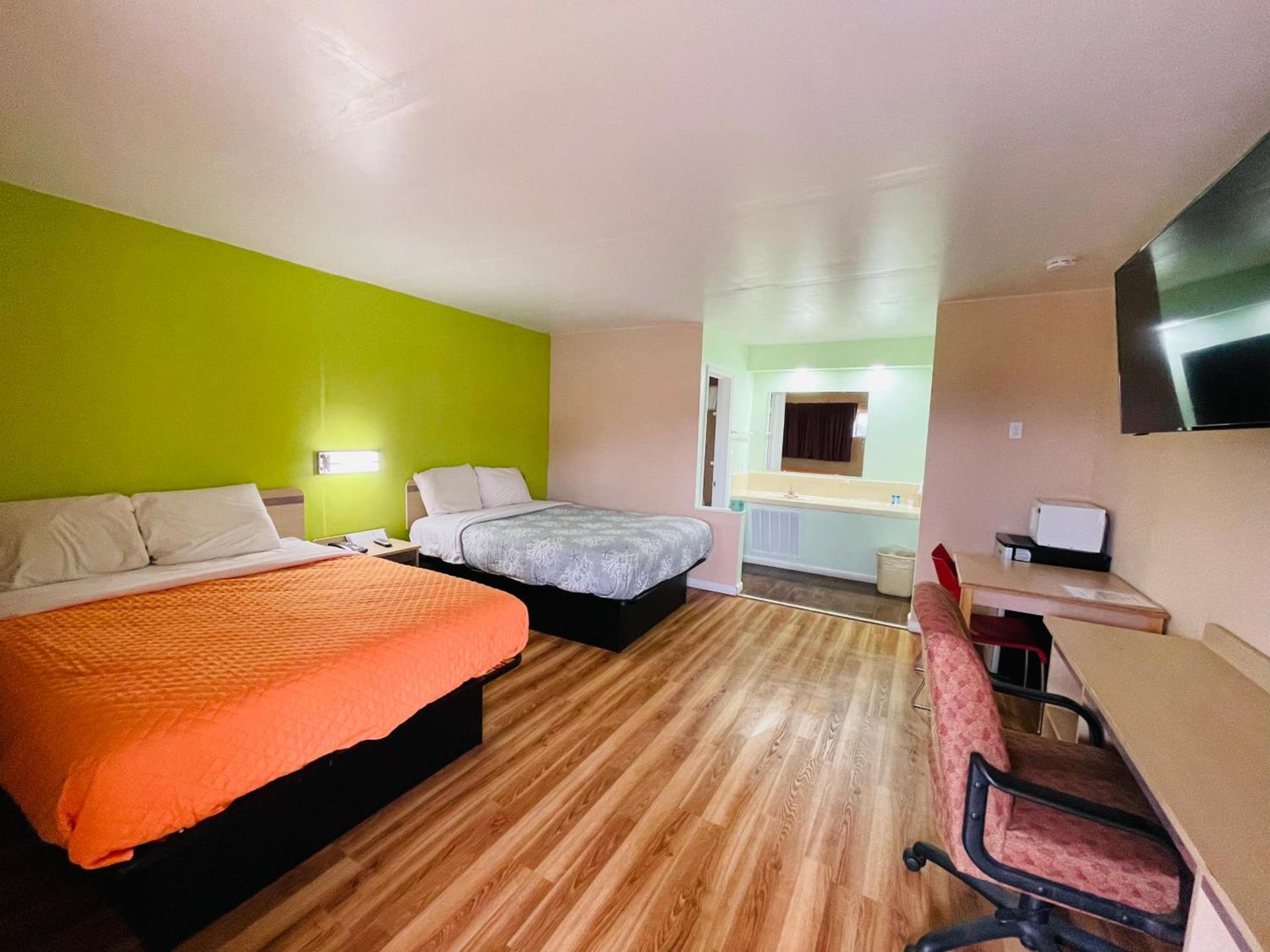 Budget Inn Pulaski photo 16