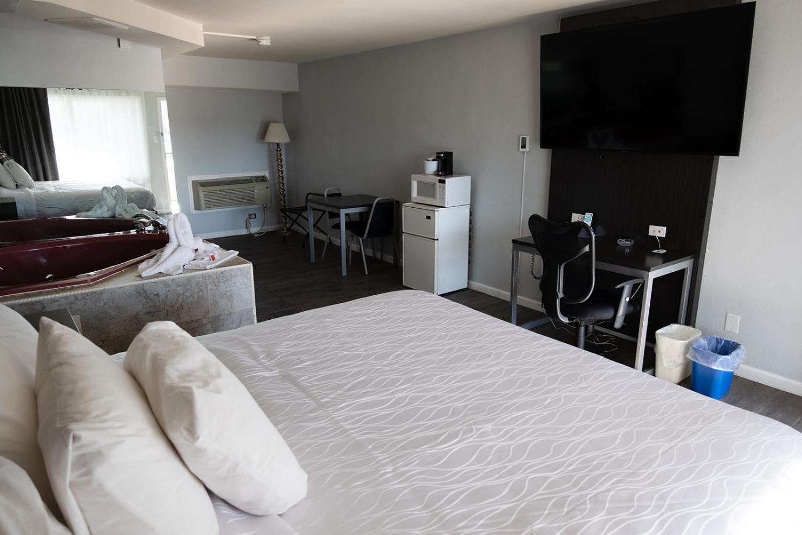 Envi Boutique Hotel Henderson-Evansville South photo 84