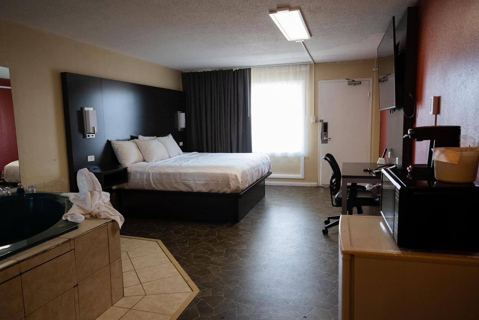 Envi Boutique Hotel Henderson-Evansville South photo 86