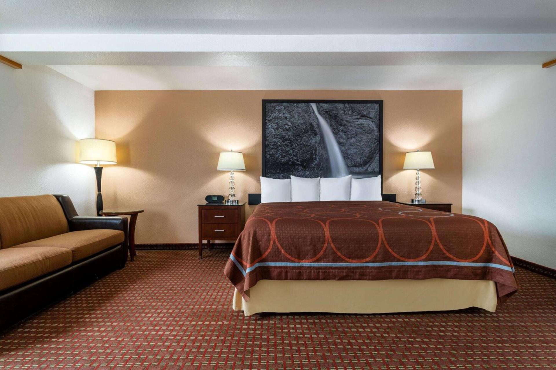 Super 8 by Wyndham The Dalles OR photo 19