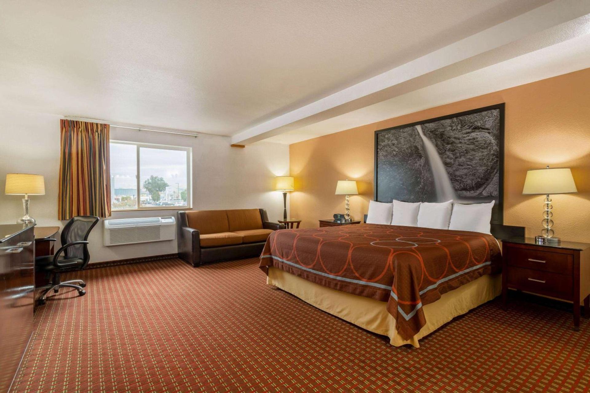 Super 8 by Wyndham The Dalles OR photo 24