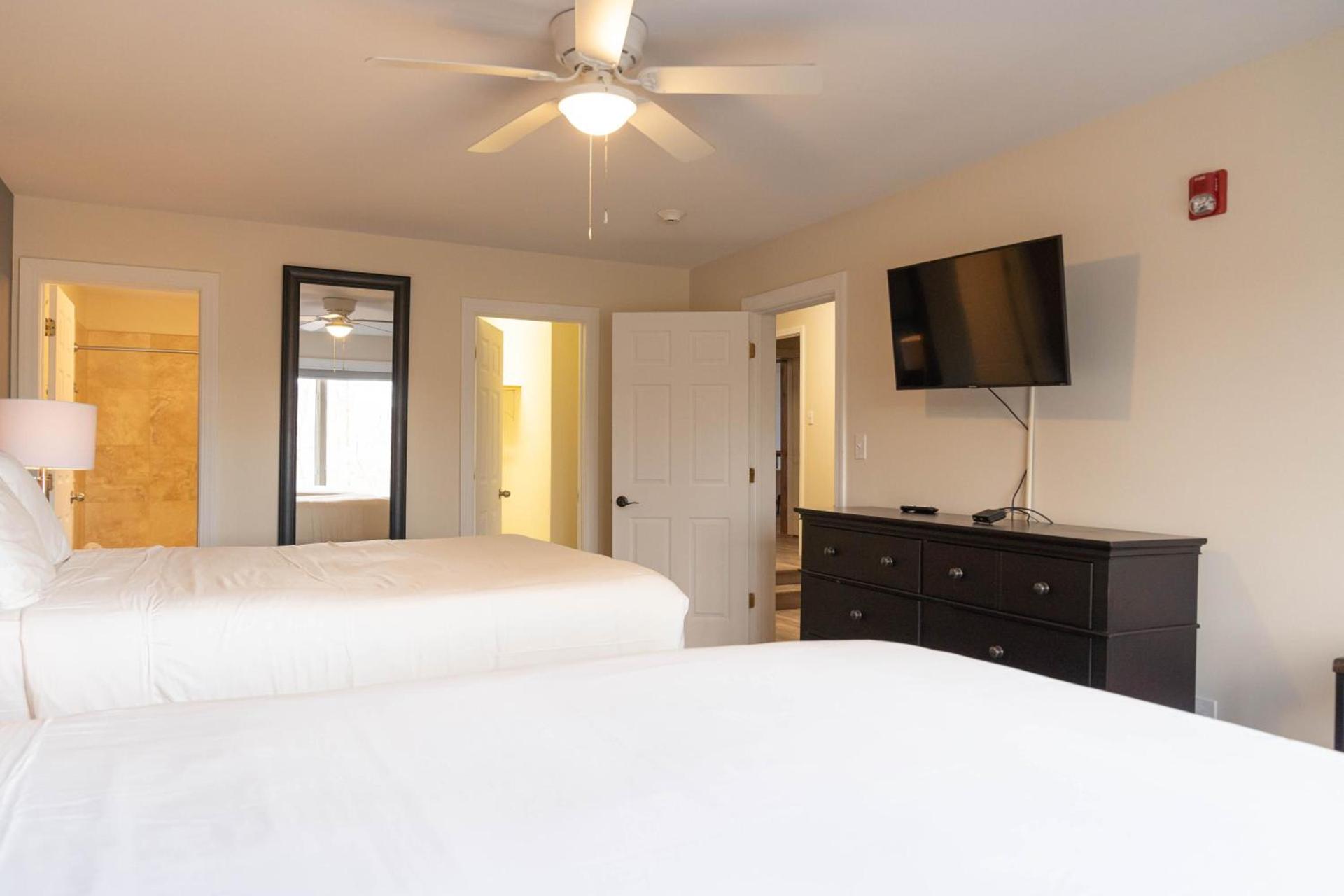 Inn at Crestwood photo 24