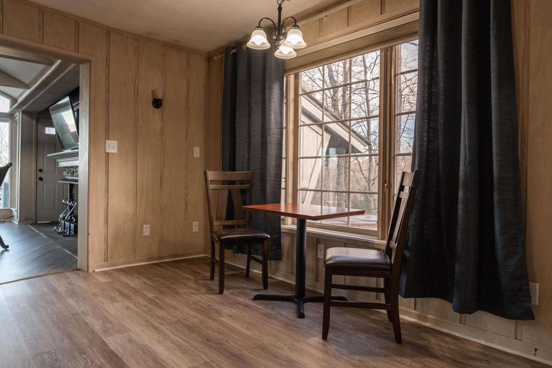 Inn at Crestwood photo 31