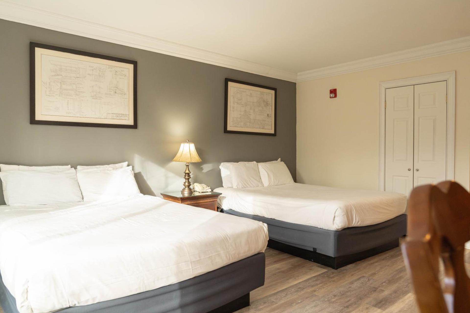 Inn at Crestwood photo 45