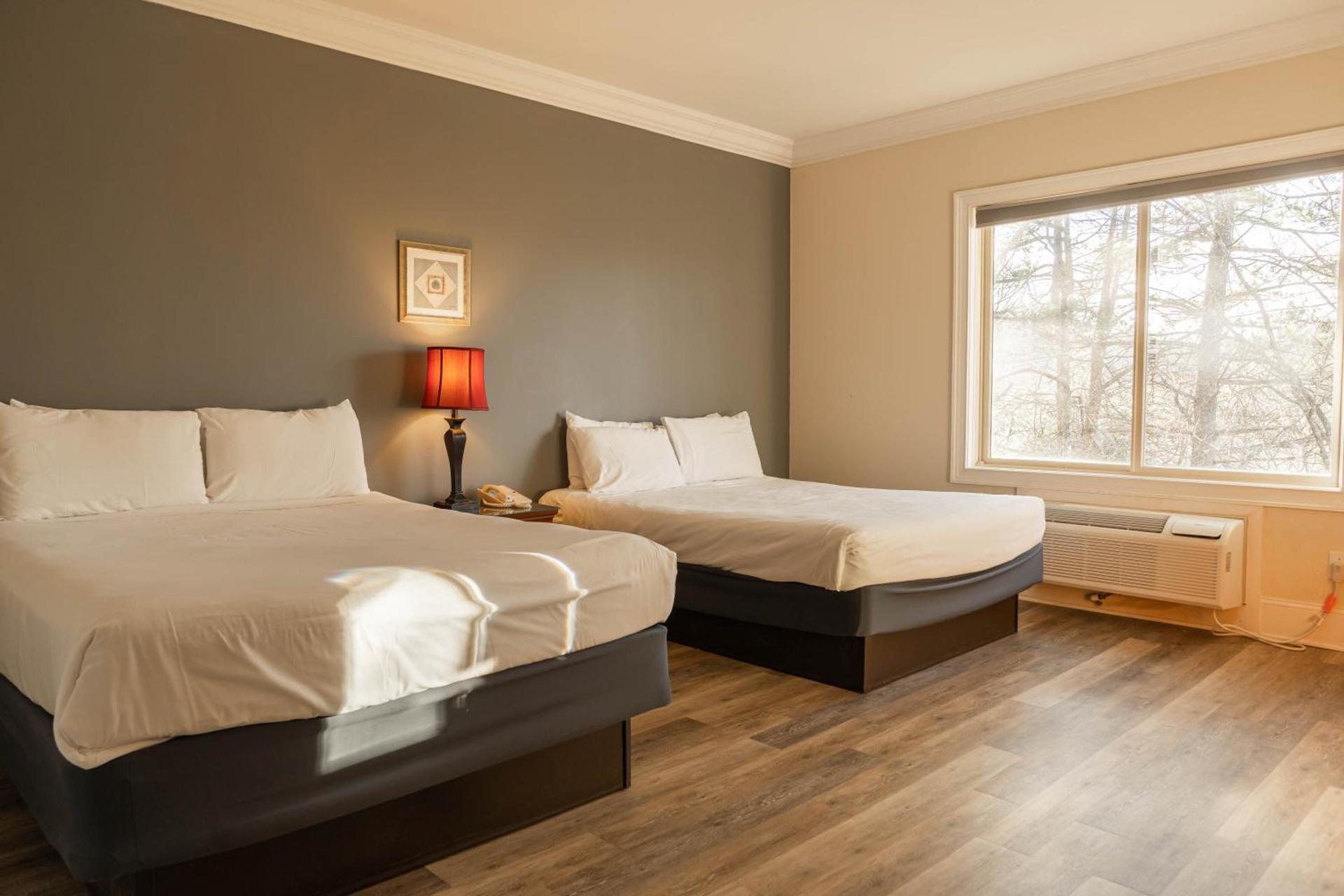 Inn at Crestwood photo 47
