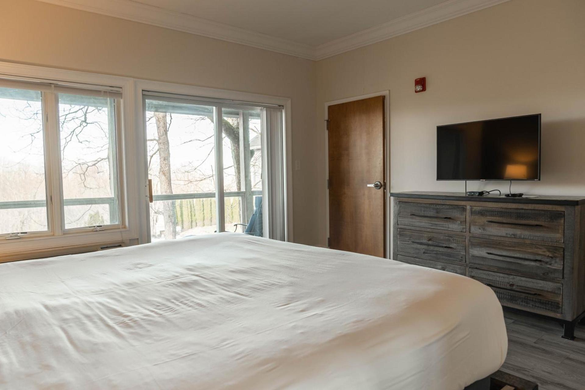 Inn at Crestwood photo 84