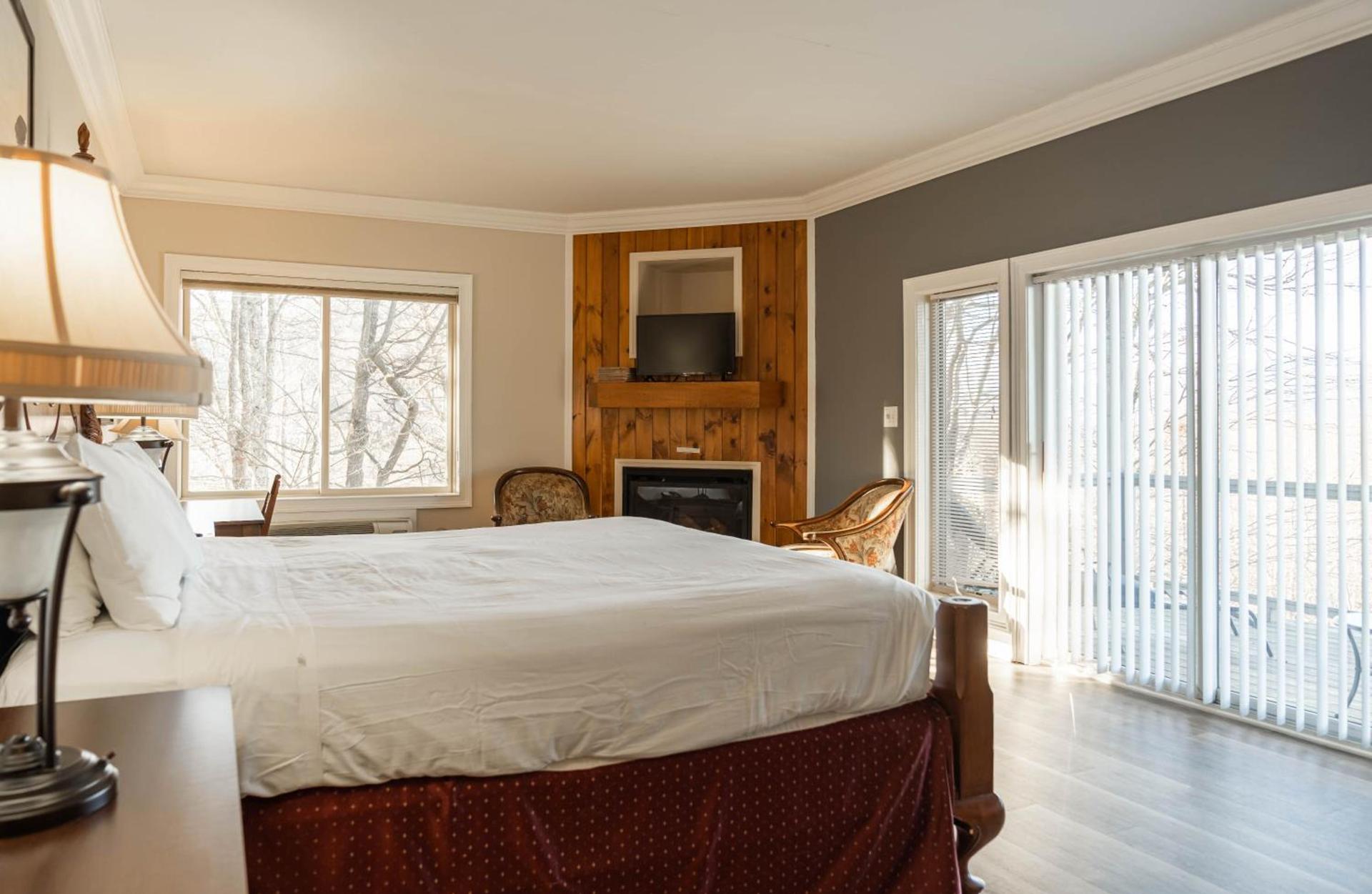 Inn at Crestwood photo 62