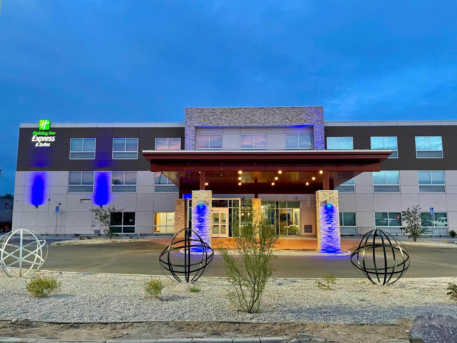 Holiday Inn Express & Suites Blythe by IHG photo 41