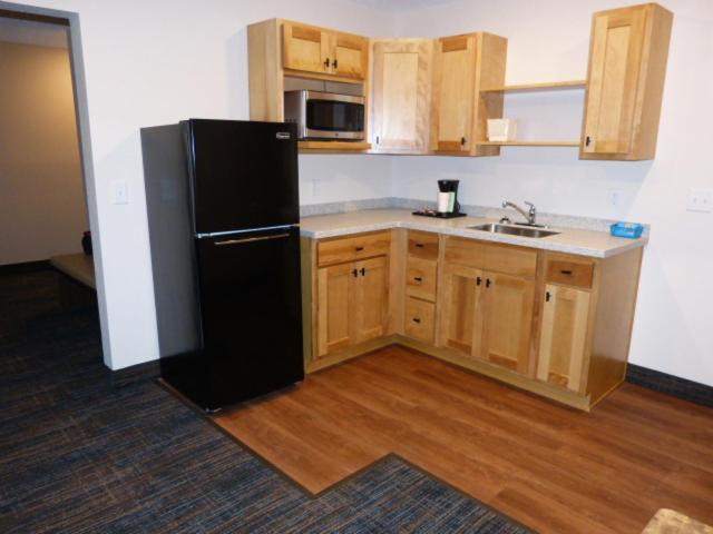 Super 8 by Wyndham Bemidji MN photo 21