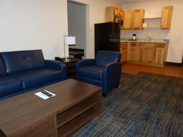 Super 8 by Wyndham Bemidji MN photo 22