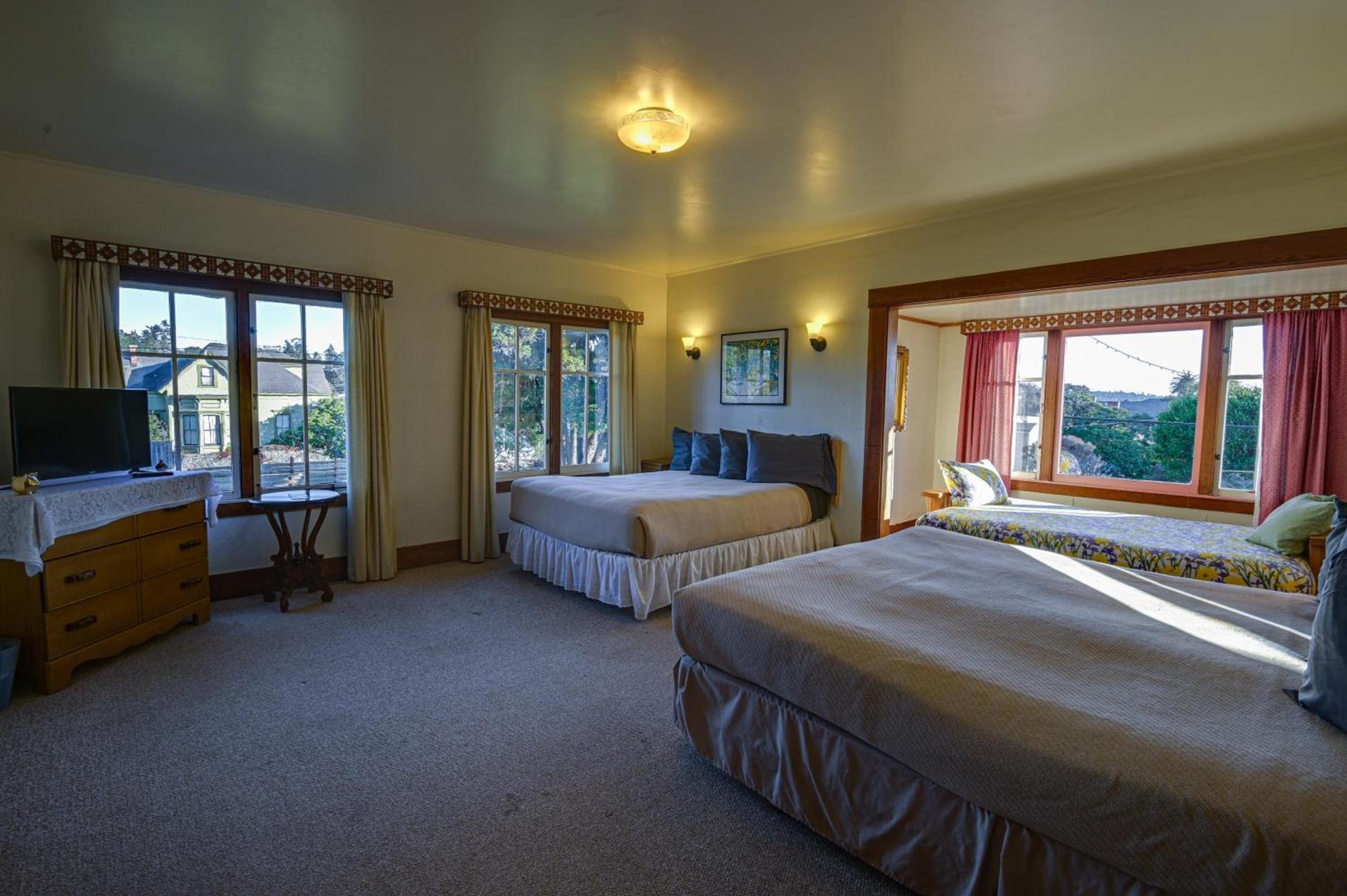 The Captains Quarters photo 41