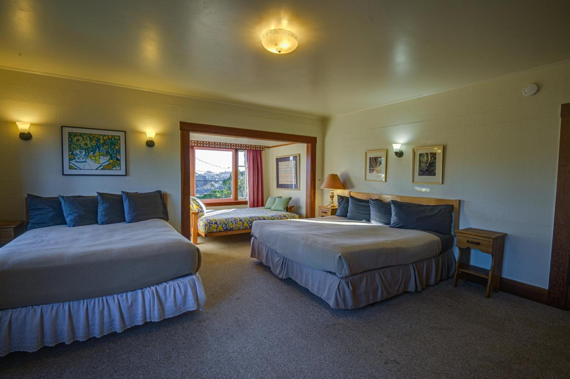 The Captains Quarters photo 40
