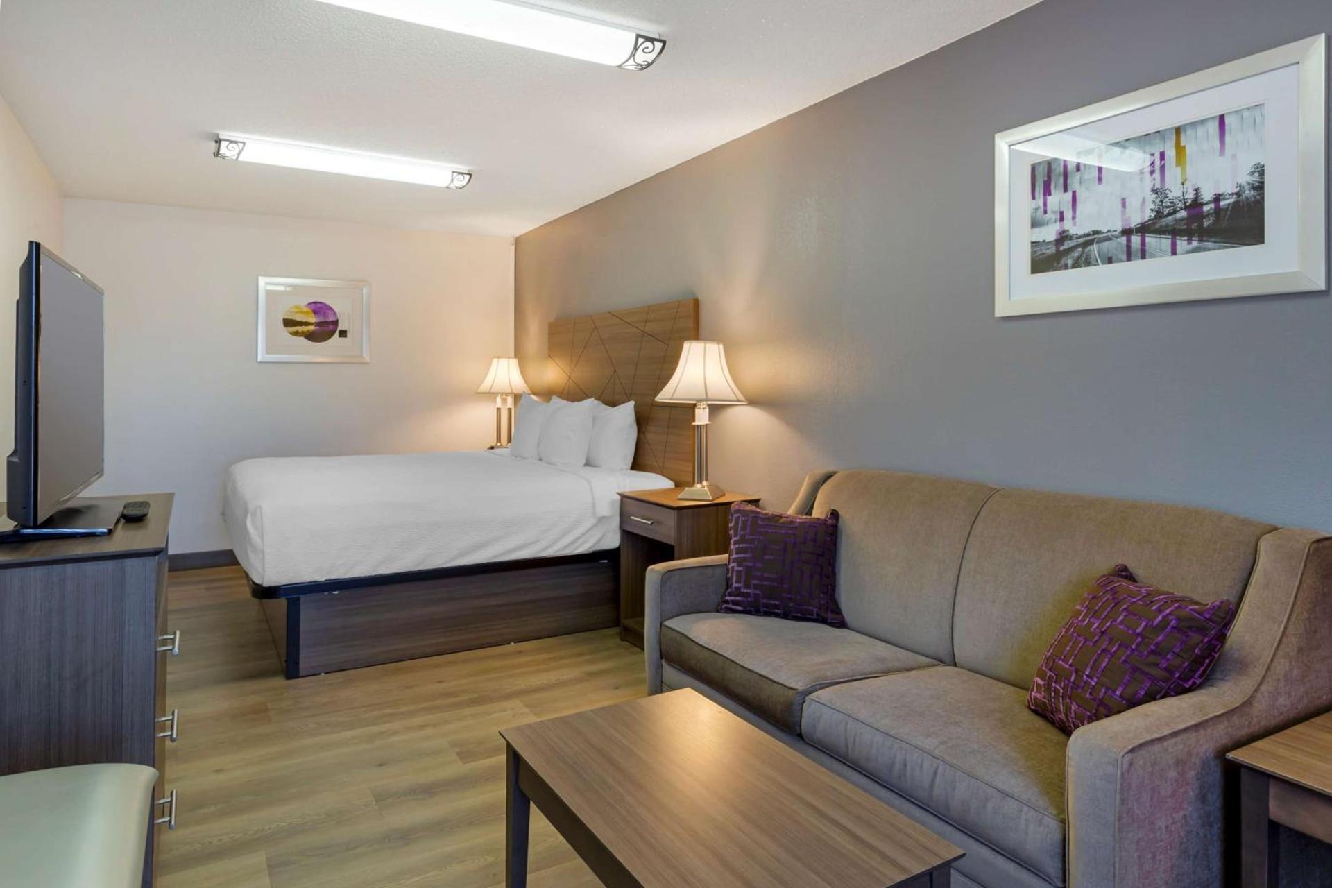 Best Western Plus South Hill Inn photo 14
