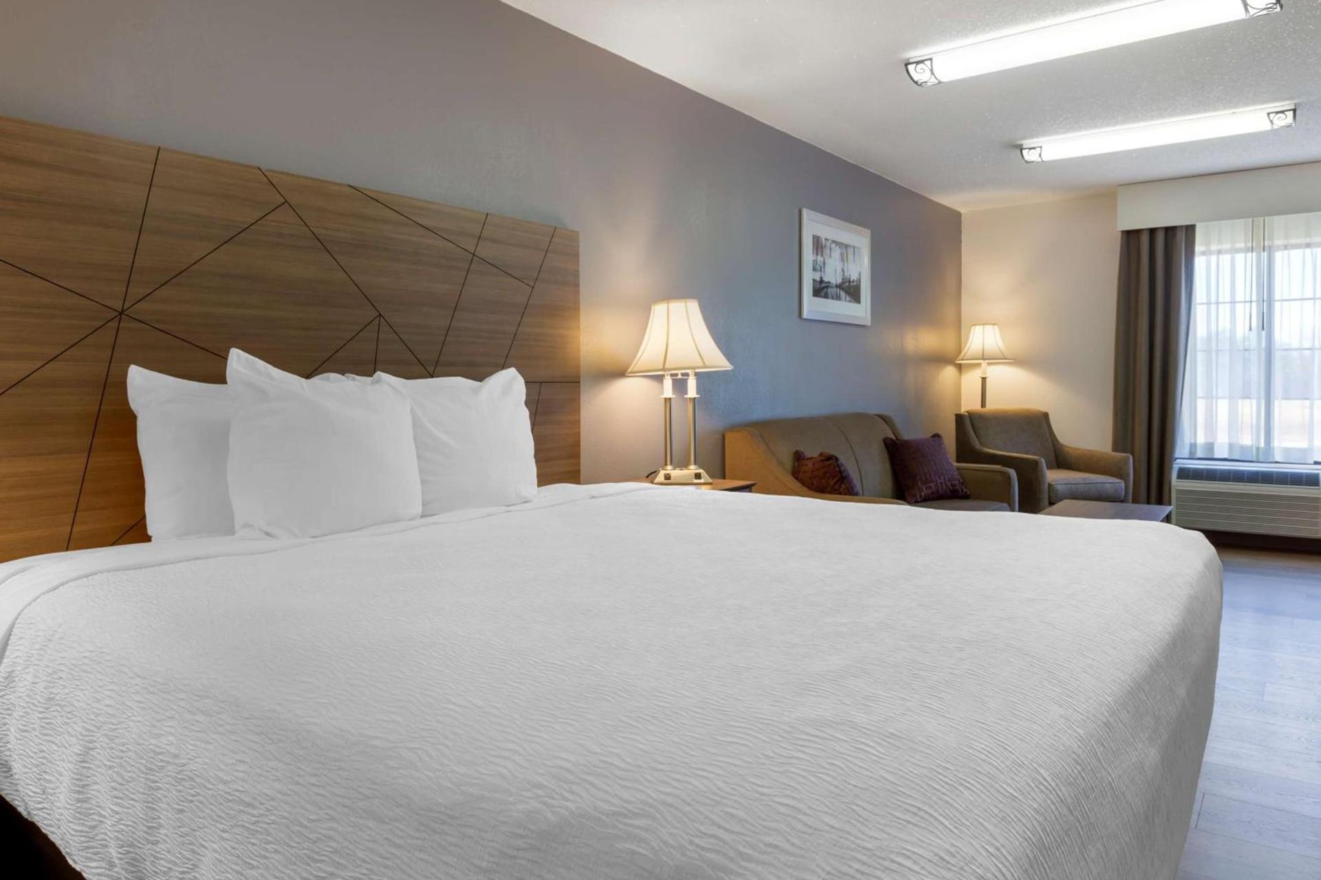 Best Western Plus South Hill Inn photo 17