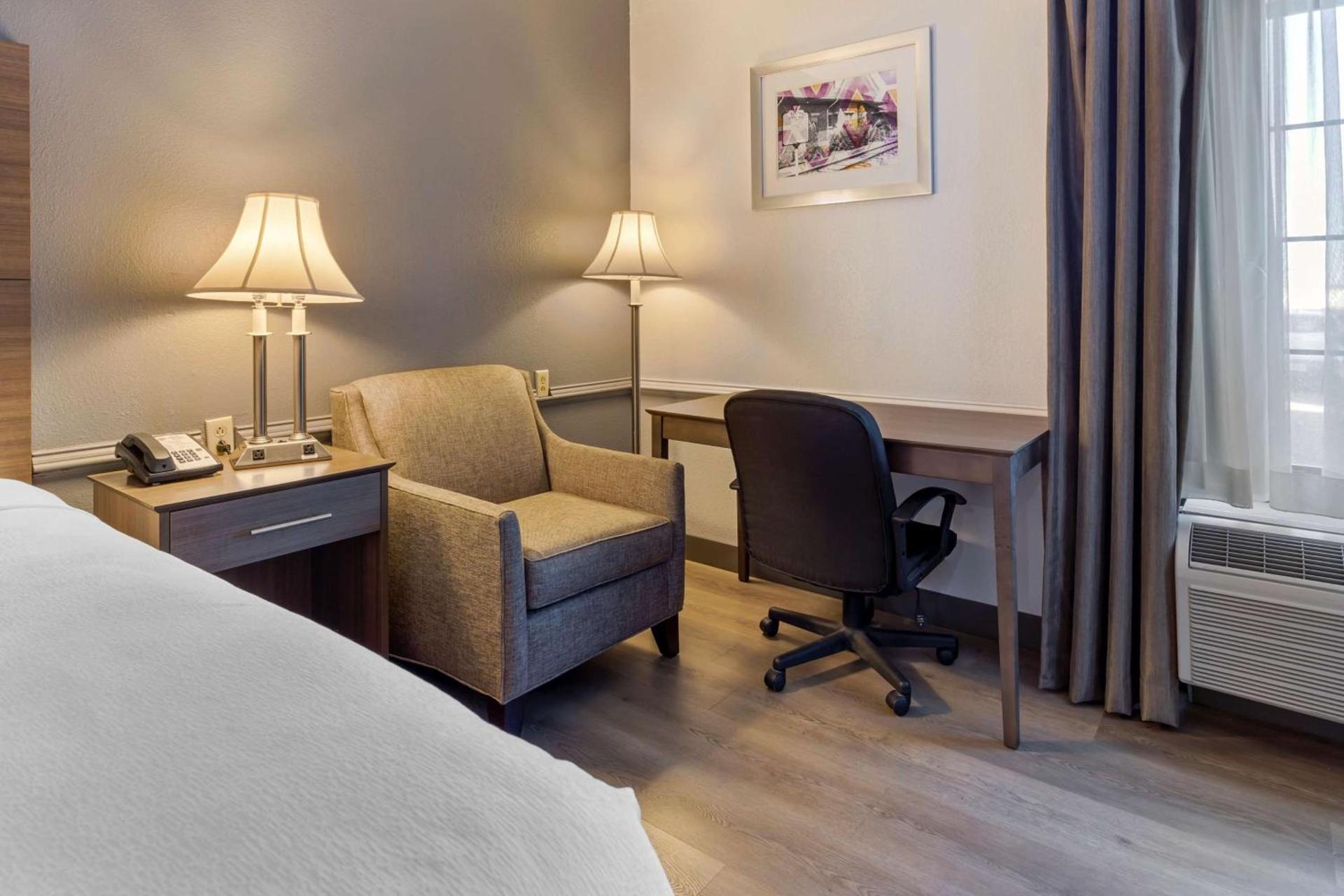 Best Western Plus South Hill Inn photo 26