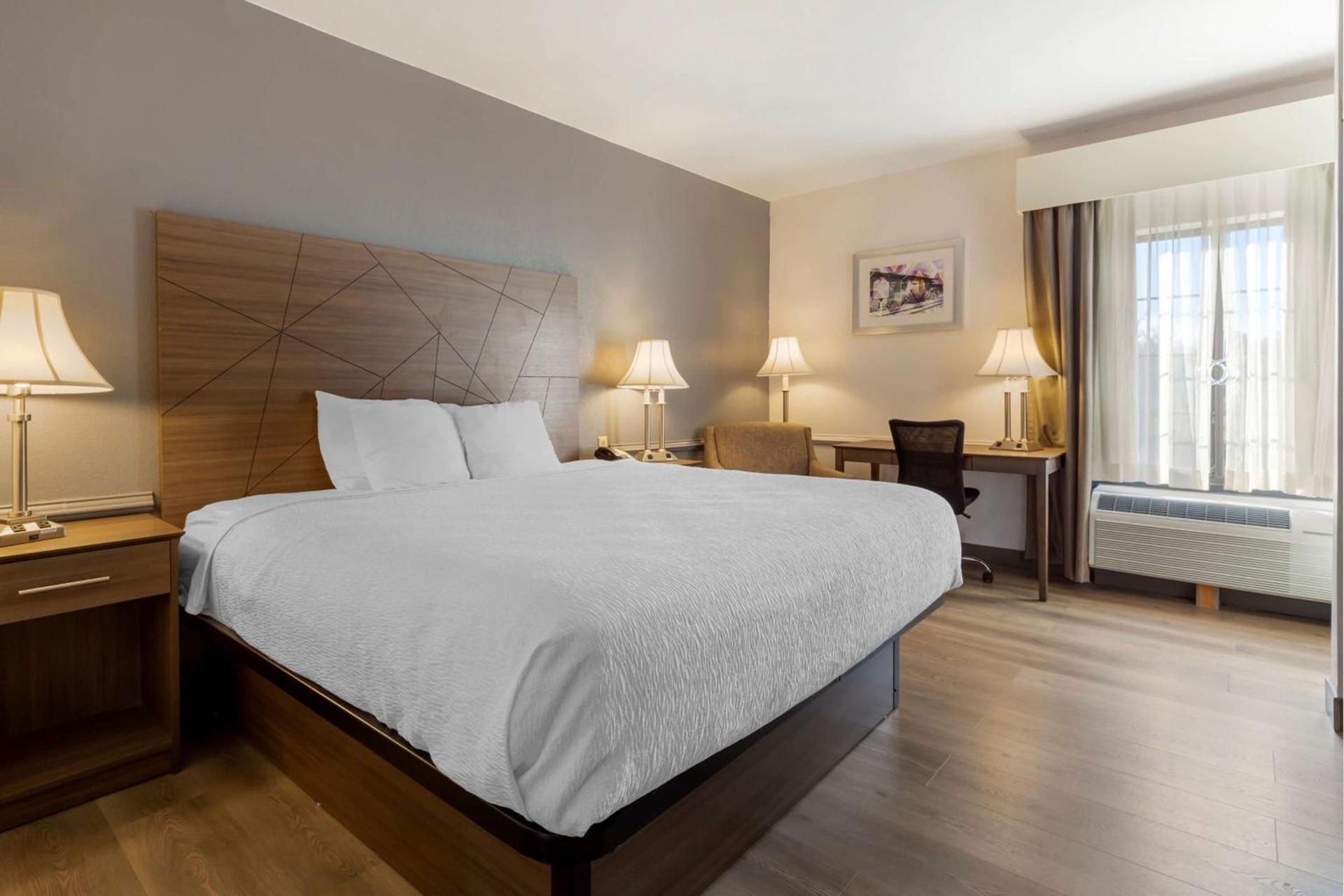 Best Western Plus South Hill Inn photo 27