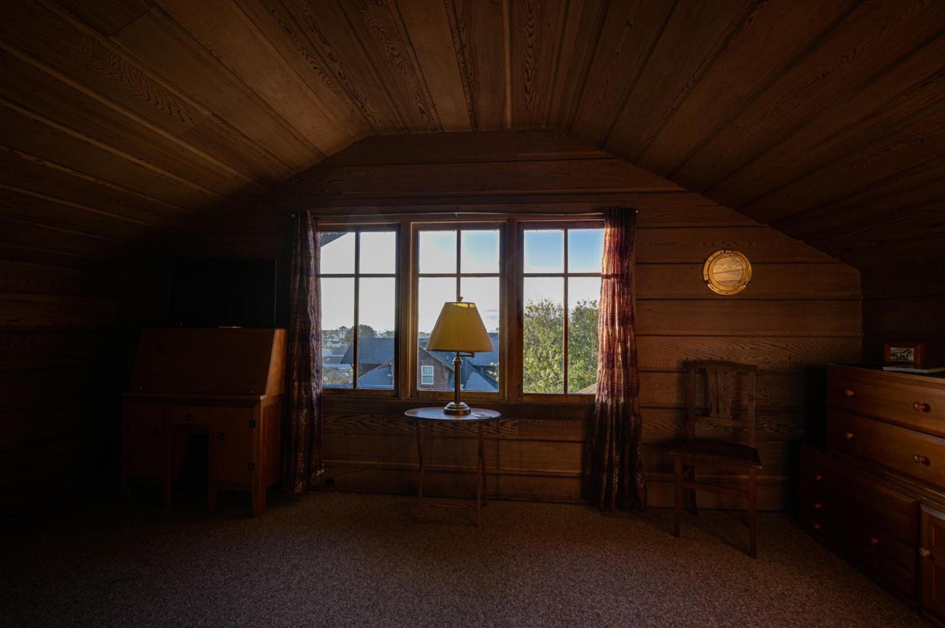 The Captains Quarters photo 60