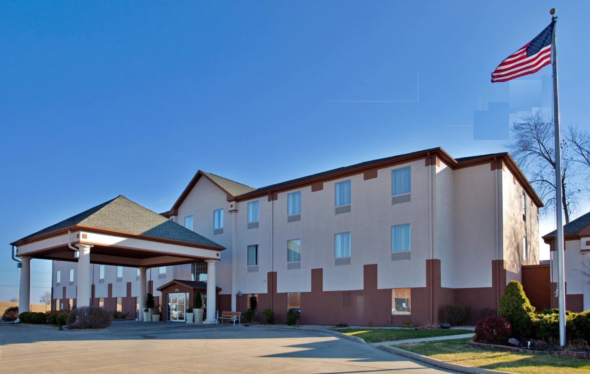 Seasons Inn & Suites Highland photo 16