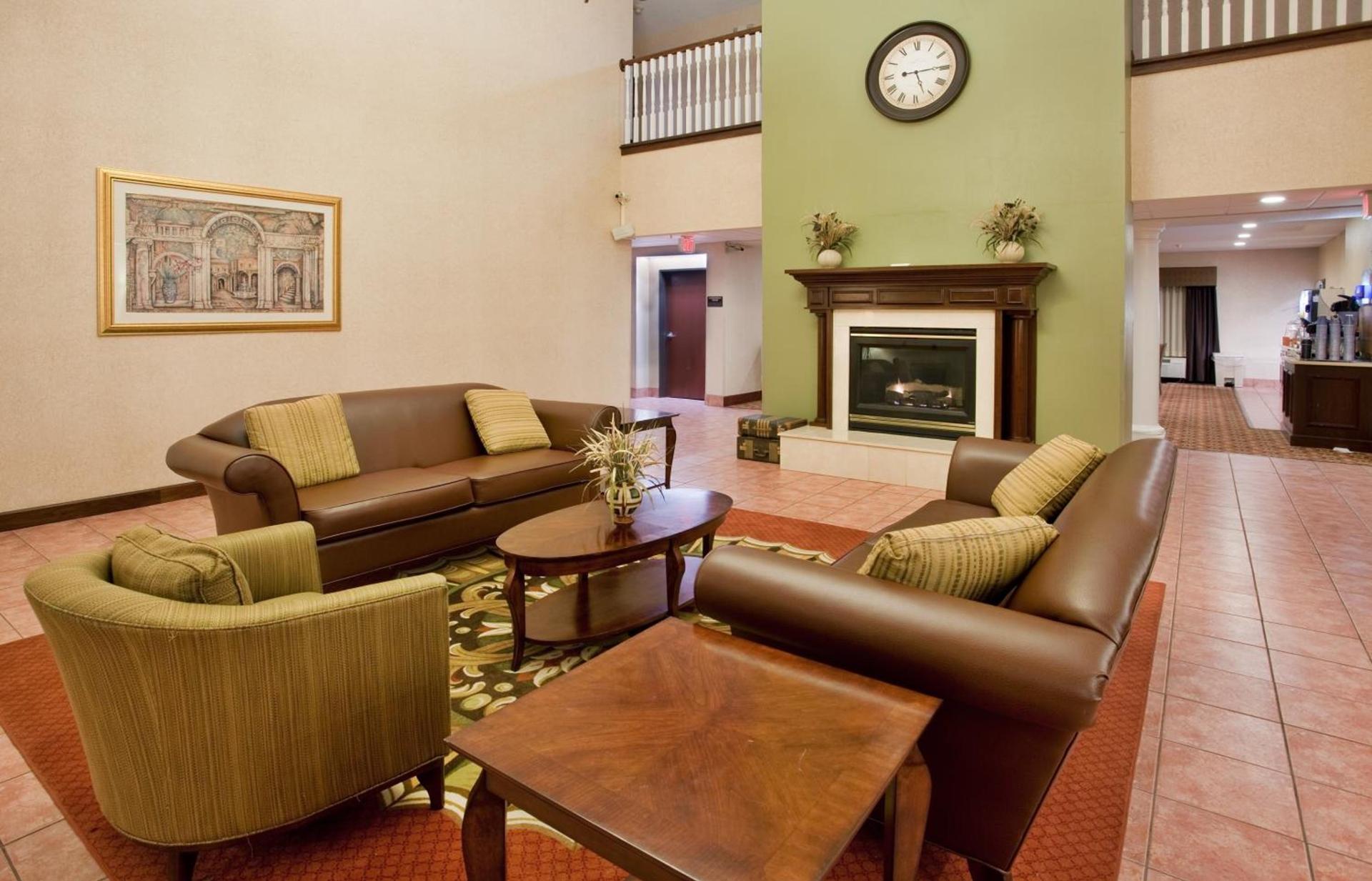 Seasons Inn & Suites Highland photo 7