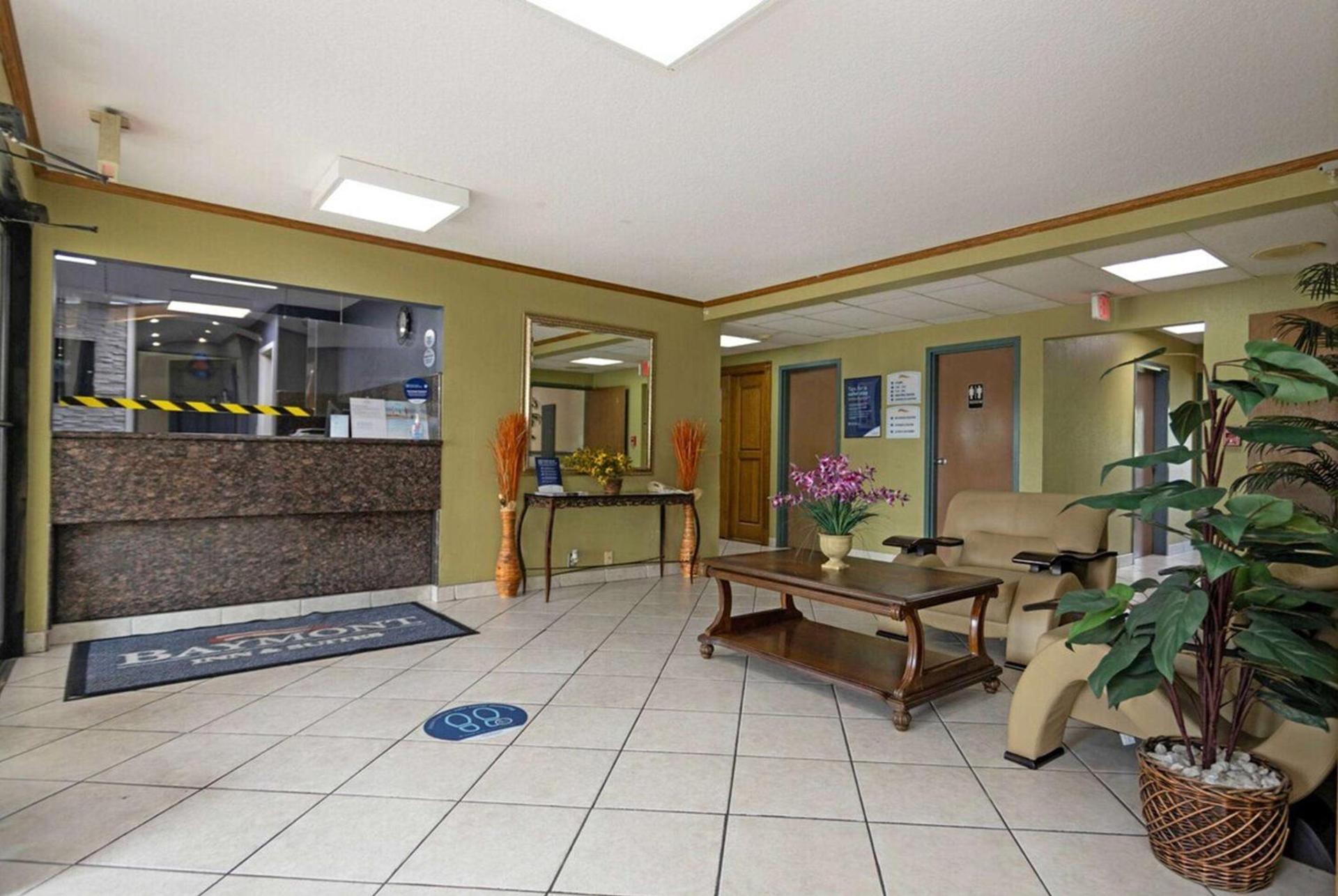 Baymont by Wyndham Decatur photo 6