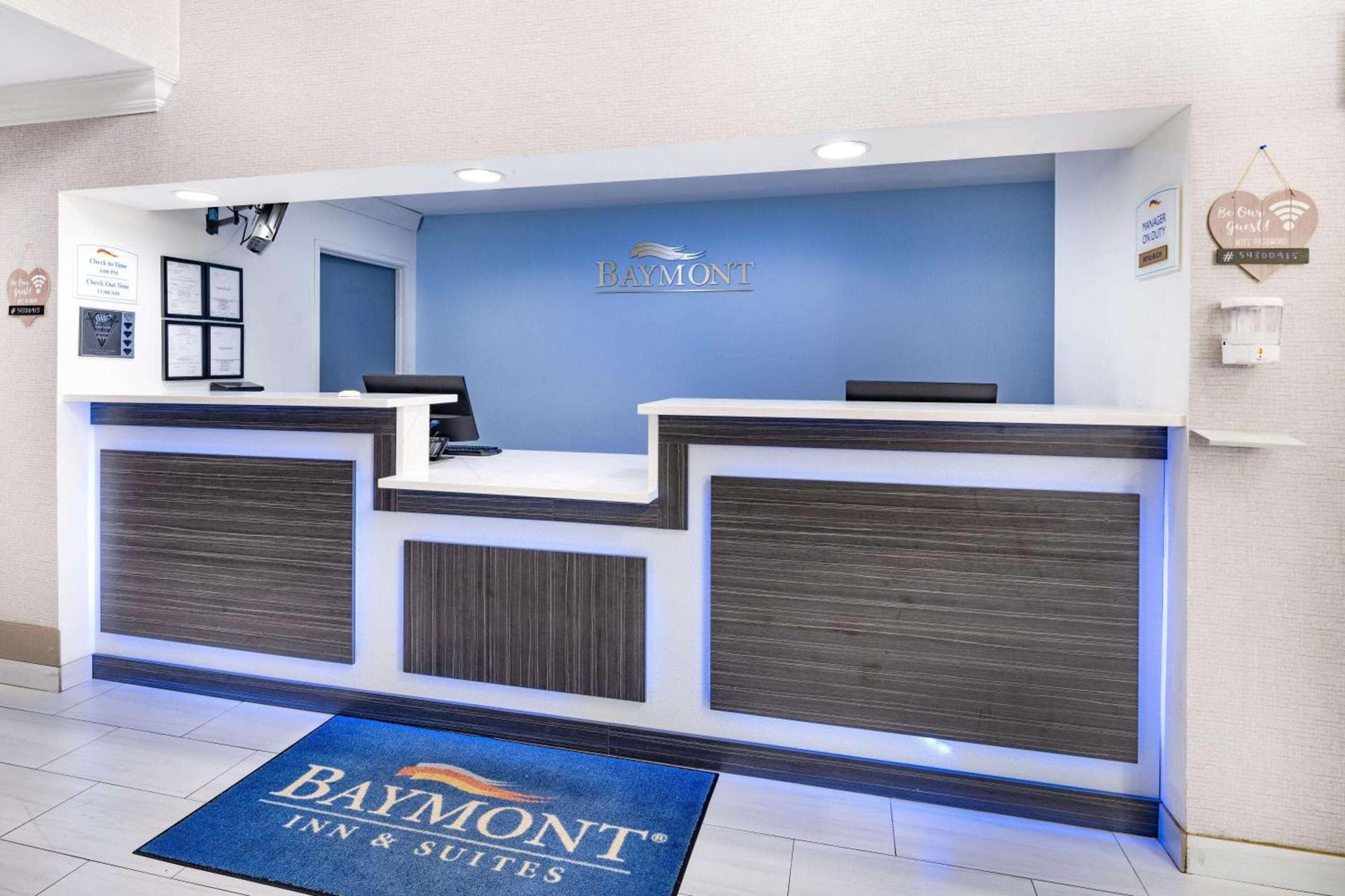 Baymont by Wyndham Gurnee photo 2