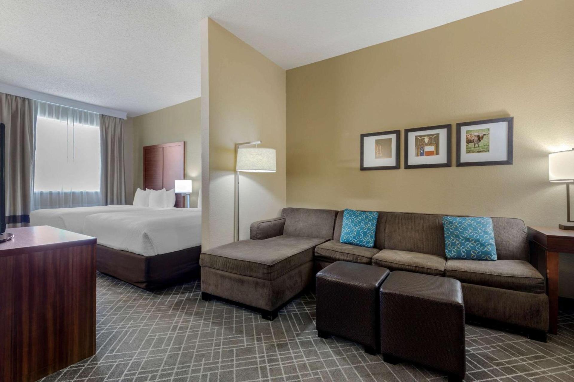 Comfort Suites Waco North - Near University Area photo 7