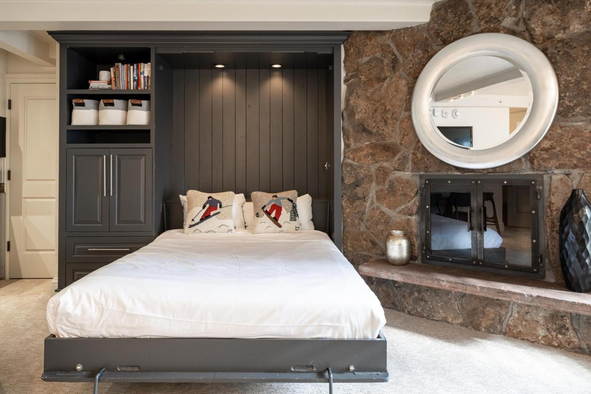 Lodge at Vail Condominiums photo 50