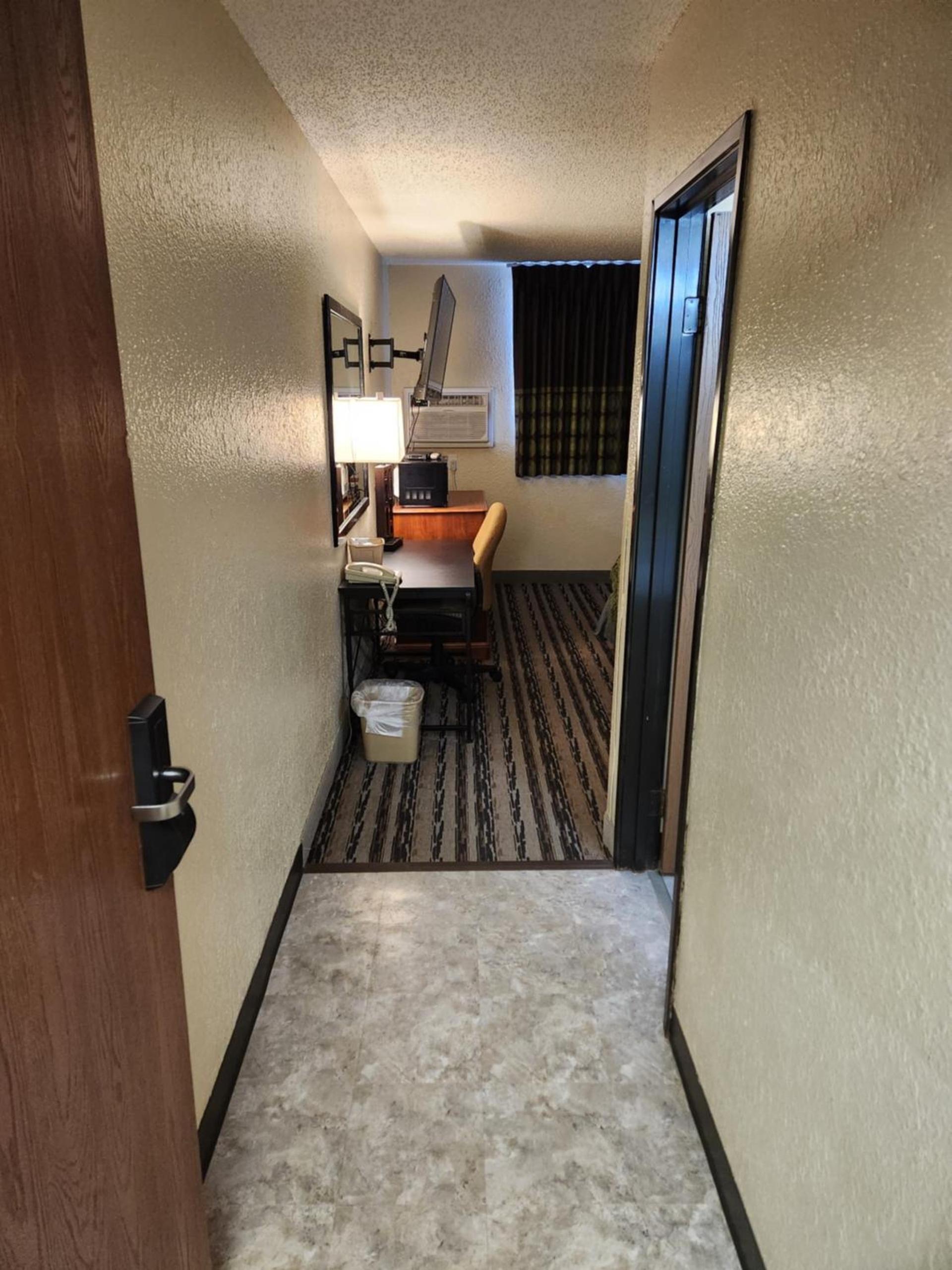 Bison Plains Lodge photo 6