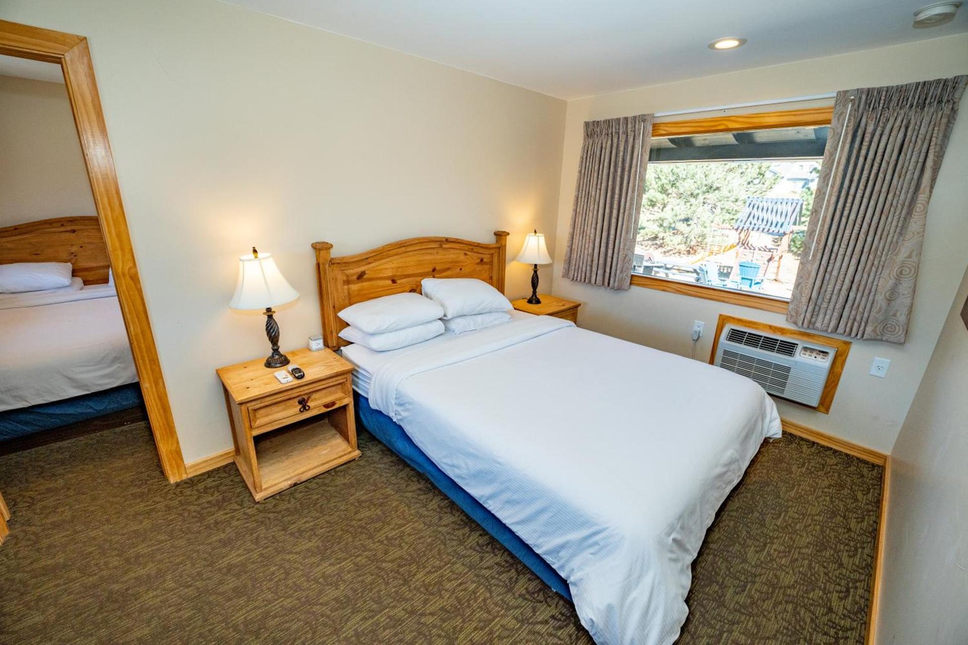 Coyote Mountain Lodge photo 94