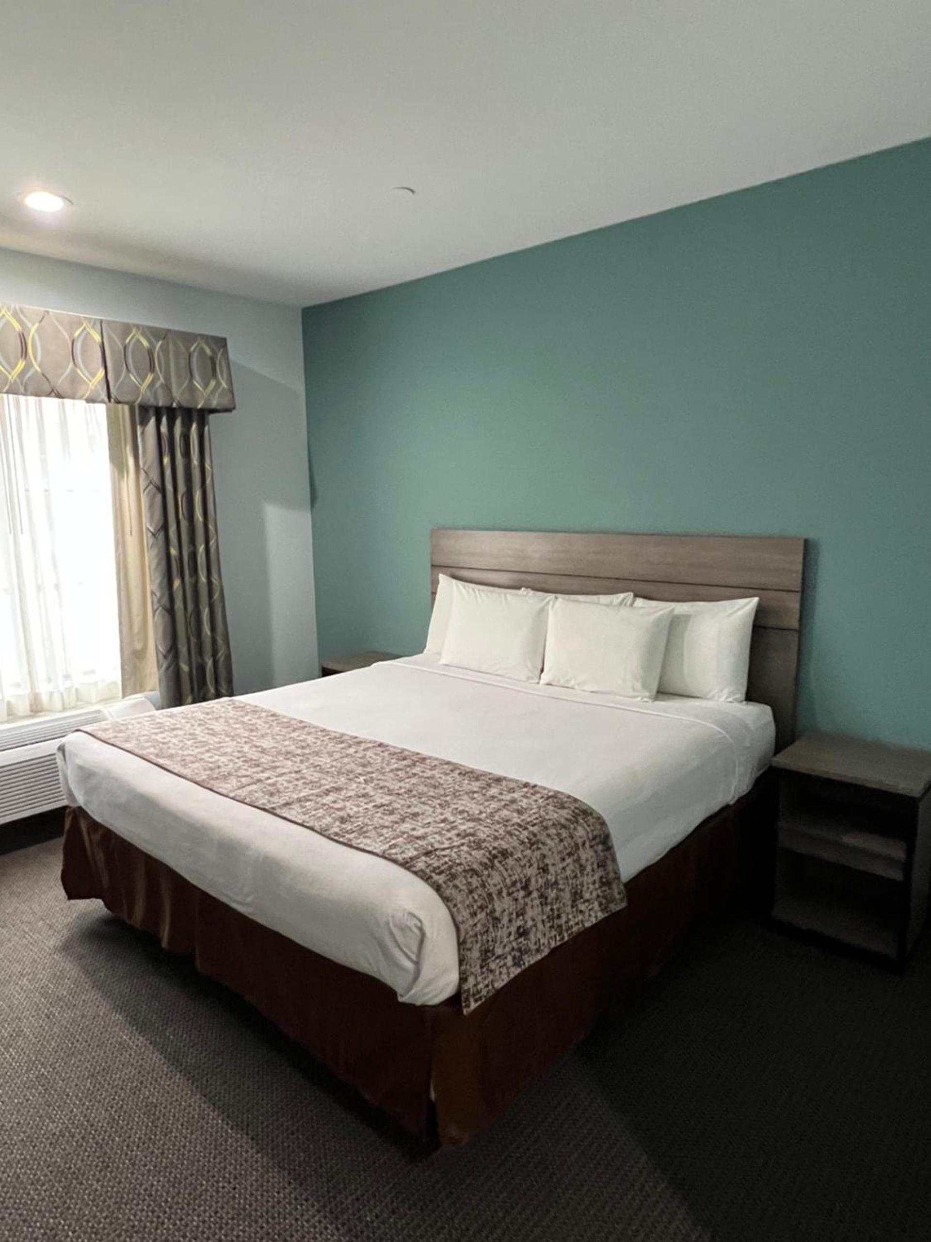 Americas Best Value Inn Sulphur photo 17