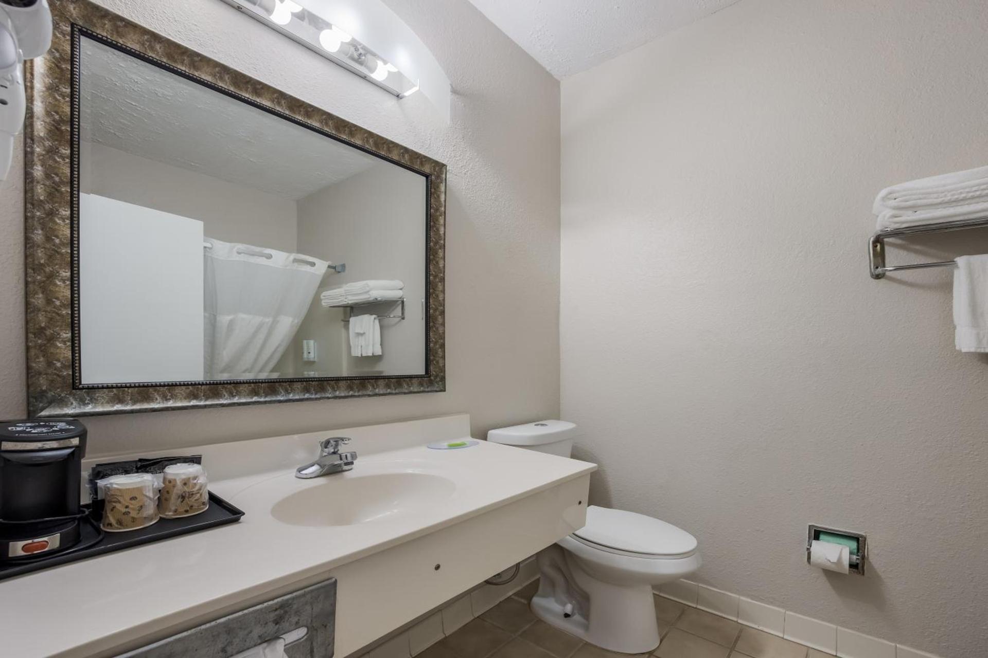 Quality Inn Moultrie photo 57