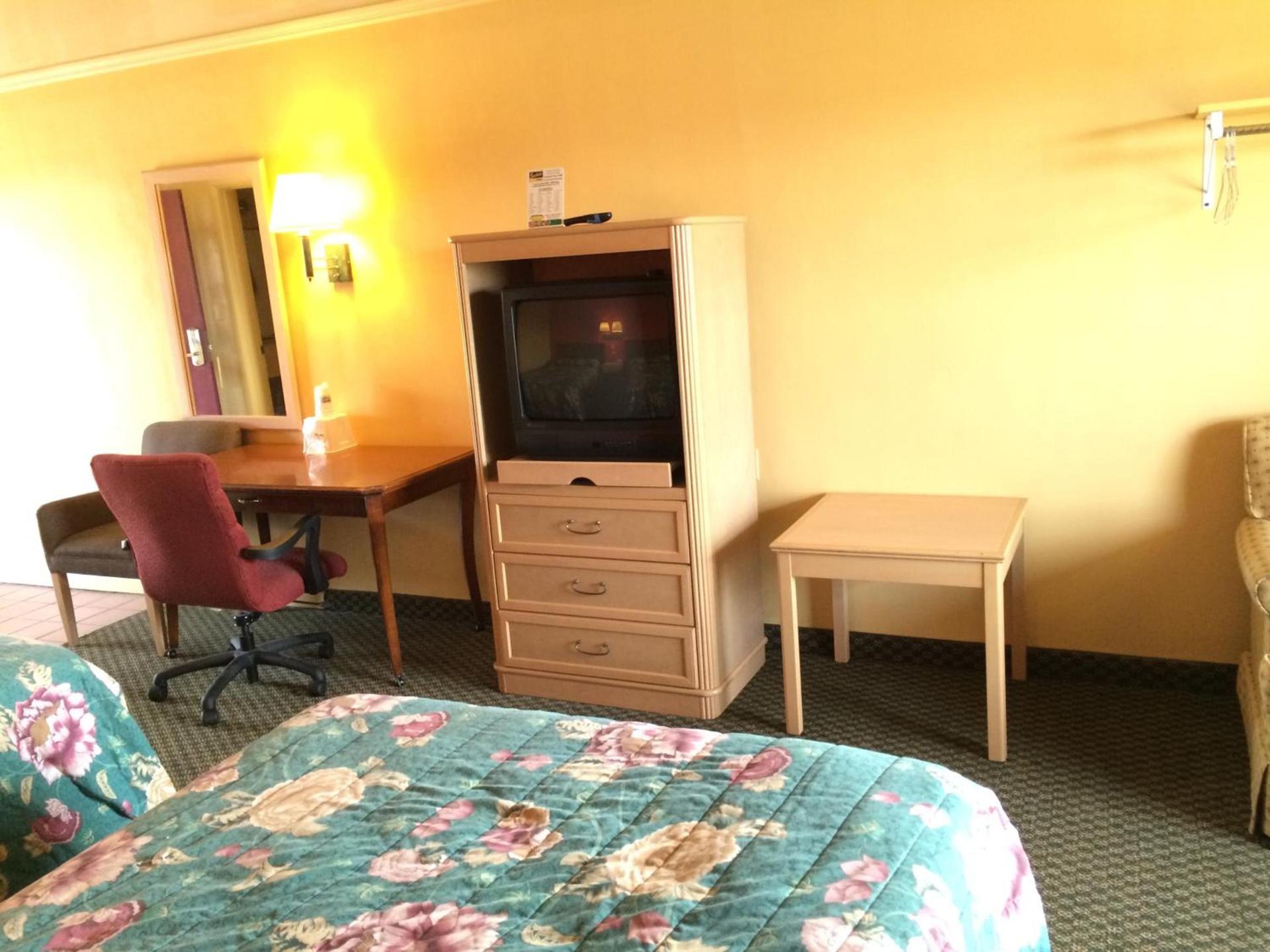 Scottish Inn - Nashville photo 5
