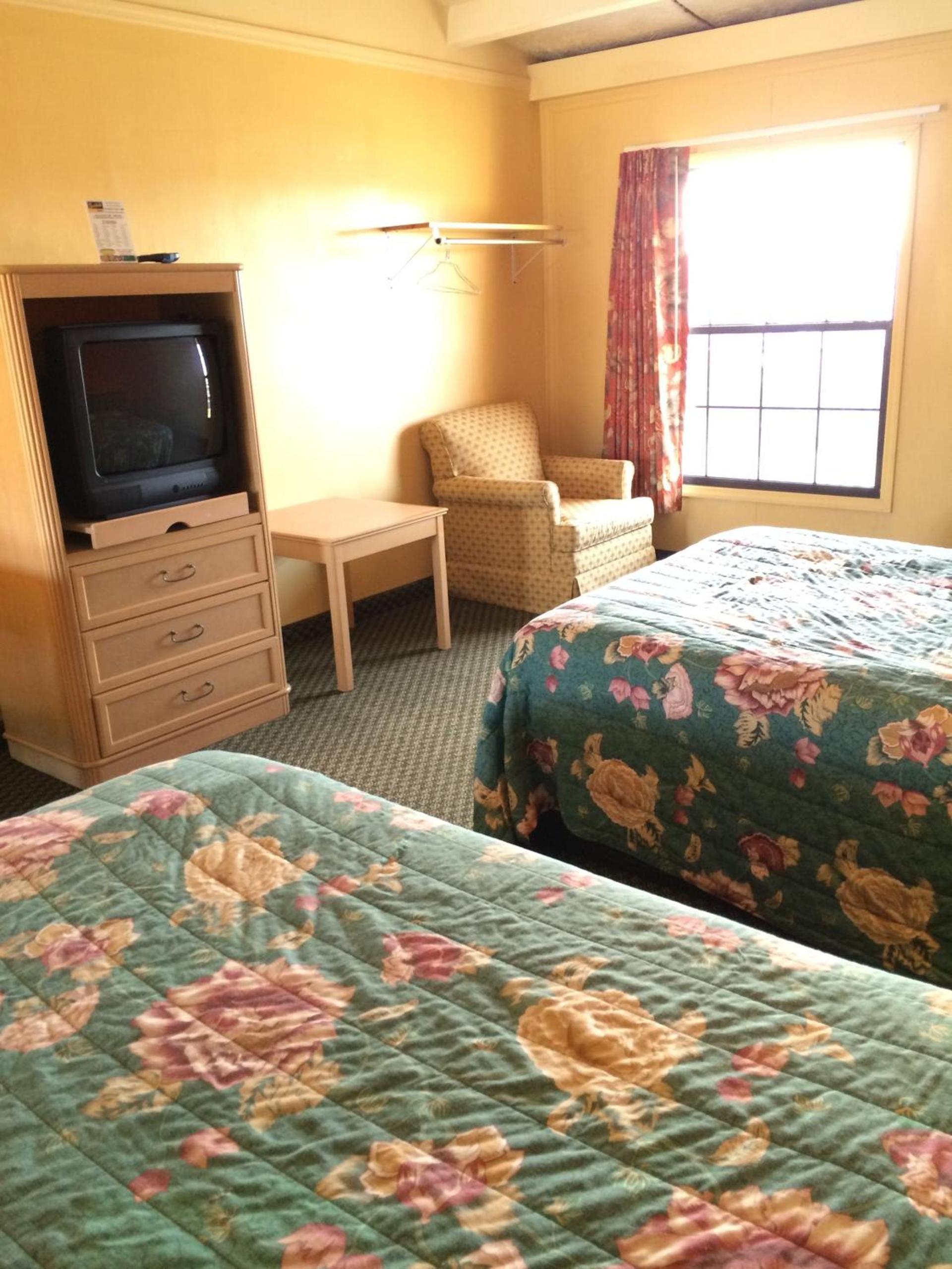 Scottish Inn - Nashville photo 9