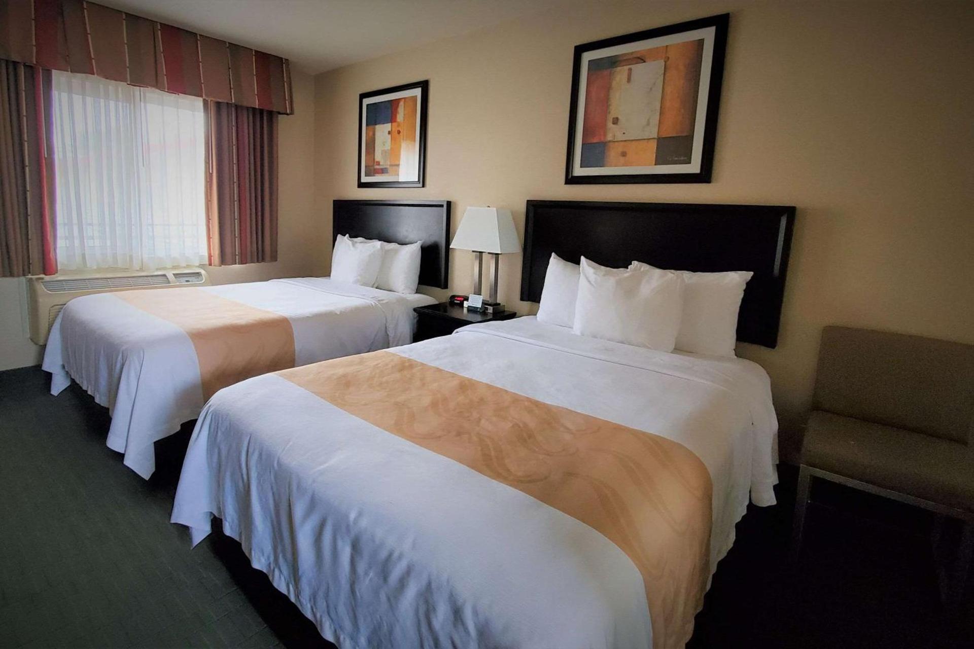 Quality Inn & Suites Anaheim at the Park photo 6